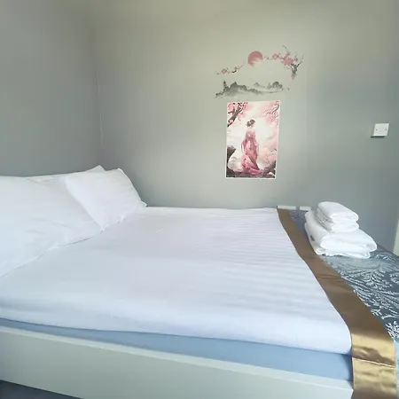 Leitrim Guest house *